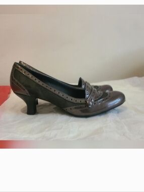 Franco Sarto Gray/Silver Leather Mid Heel Loafer